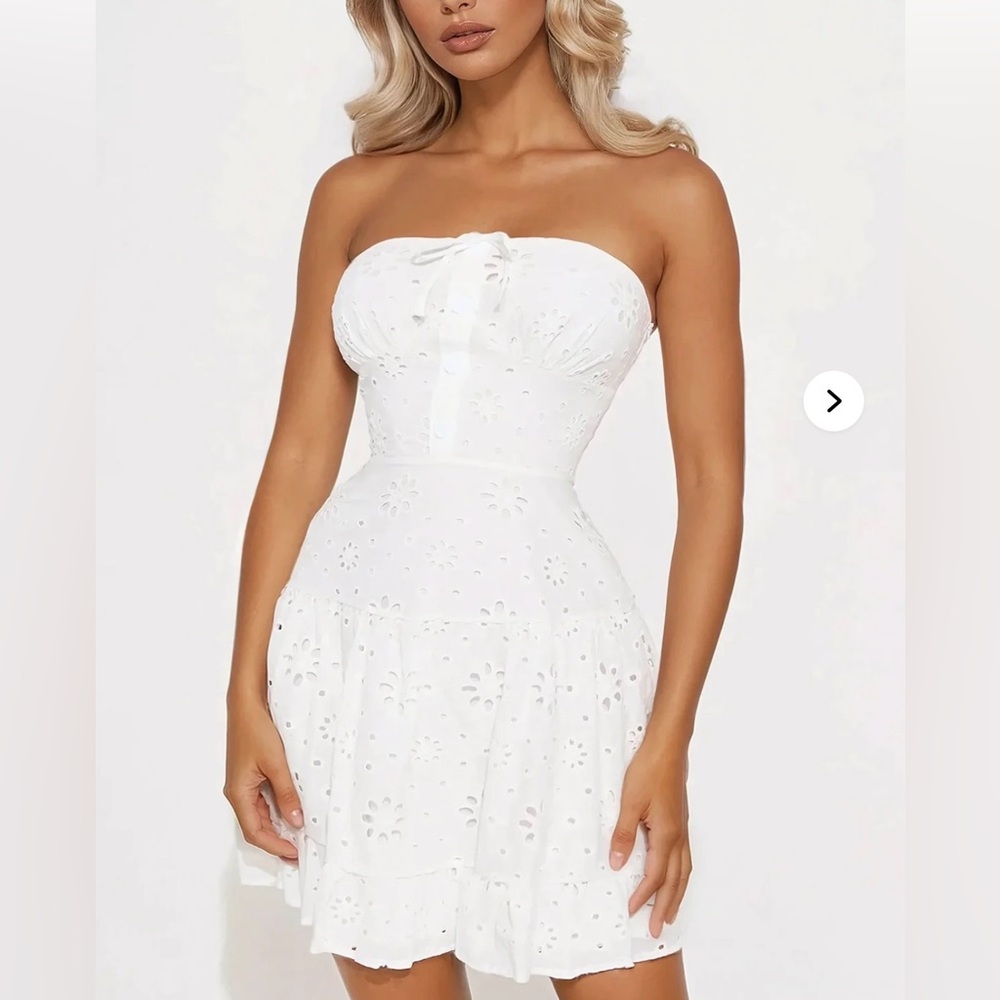Fashion Nova Strapless White Dress